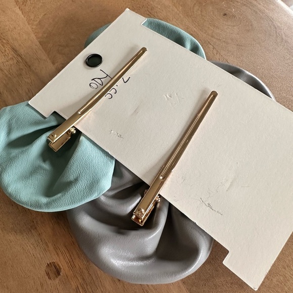 Anthropologie Hair Bow Set - Mint and Silver - Picture 2 of 5